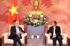 国会副主席杜伯巳会见阿根廷外交和宗教事务部长豪尔赫