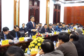 越南政府副总理武德儋莅临广治省调研