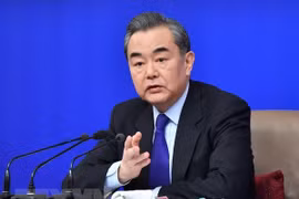 越南政府副总理兼外长范平明致电祝贺中国国务委员兼外交部长王毅