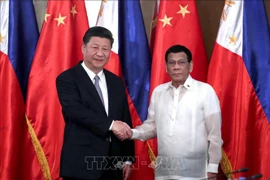 中国和菲律宾建立全面战略伙伴关系