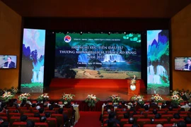 阮春福：决心找出高平经济发展的战略杠杆
