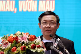 王廷惠：应尽早制定新农村示范居民区和示范园的标准