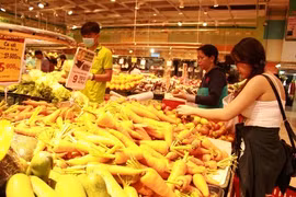 7月份全国居民消费价格指数环比小幅下降