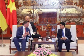 河内为德国企业对供水和处理环境污染项目投资创造便利条件