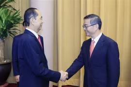 越南国家主席陈大光会见中国最高人民法院院长周强