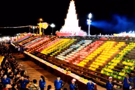 2018年崑山－劫泊秋季庙会祈安法会和放花灯活动在六头江上举行