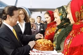 阮晋勇总理访问乌克兰