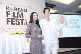 韩国著名男演员李基宇和越南女演员吴青云成为本次电影节的使者