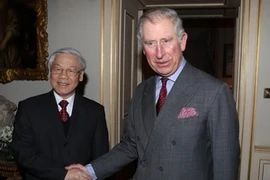 越共中央总书记阮富仲会见英国王储查尔斯王子