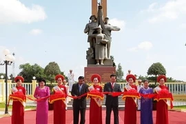 125兵团历史遗迹区落成典礼 