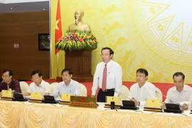 越南政府办公厅主任阮文年部长在政府例行记者会发表讲话