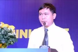 越南胡志明市足球联合会主席陈英秀