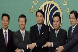 越南高考状元和奥林匹克竞赛获奖学生荣获奖状和奖励