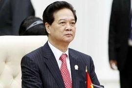 阮晋勇总理出席2013年世界经济论坛东亚会议