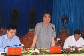 越共中央政治局委员黎鸿英