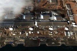 日本福岛第一核电站四号反应堆发生起火