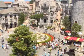 岘港市旅游业不断推行创新以吸引更多游客