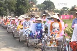 越南将“奥黛”发展成为独特旅游产品