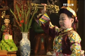 服装在越南跳神礼仪中的作用
