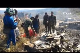 印尼空军运输机坠毁 致使13人死亡