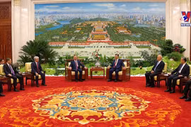 苏林总书记、国家主席访华：习近平与苏林进行小范围茶叙