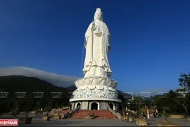 组图：灵应寺——来岘港市观光游览时非去不可的旅游景点