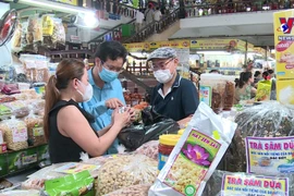 步入夏季旅游旺季 岘港零售市场热闹起来