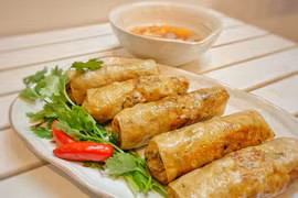 组图：品尝河内美食精华——脆皮春卷