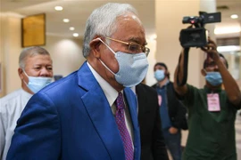 马来西亚前总理纳吉布洗钱案罪成 判12年监禁