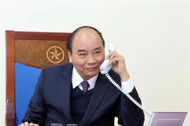阮春福就东盟各国加强合作应对新冠肺炎疫情与印尼总统佐科通电话