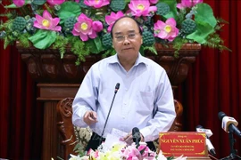 阮春福总理：决不让任何一户家庭因干旱和海水入侵而缺乏生活用水