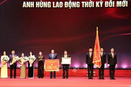 越南国会主席阮氏金银出席为社区默默奉献者表彰大会