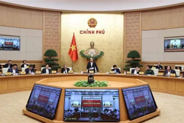 越南政府11月份例行会议：力争2020年国内生产总值增长2.5-3%