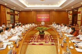 越共中央总书记、国家主席阮富仲主持中央反腐败指导委员会第十八次会议