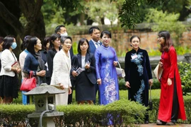 越通社简讯2020.10.19