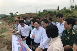 政府副总理范平明视察老街省部分边境地区