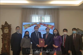 西班牙公民波•戈丹斯被任命为越南驻西班牙巴塞罗那市名誉领事