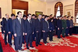 越南驻中国大使馆为黎可漂举行吊唁仪式