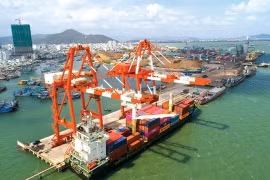 平定省归仁港力争2020年货物吞吐量达1100万吨
