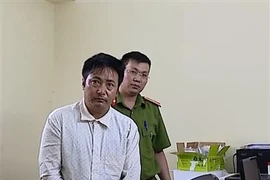 山罗省公安破获非法运输案 缴获5块海洛因砖和3万颗合成毒品
