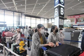 越南将340余名公民从日本接回国