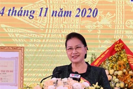 国会主席阮氏金银出席安沛省光明乡的“全民族大团结日”活动