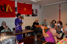 瑞士劳动党举行越南宣读独立宣言75周年纪念仪式