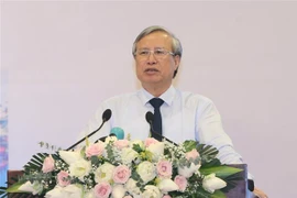 陈国旺：进一步提高政策性贷款效果 向穷人和弱势群体提供更好援助
