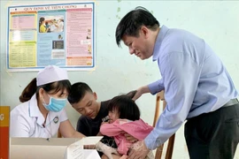 越南西原地区启动白喉疫苗接种运动