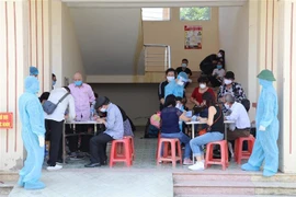 宁平省对从国外返回的81名越南公民进行隔离