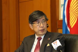 ASEAN 2020: 日本驻东盟大使千叶彰高度评价越南出色作用