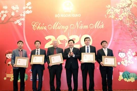 越南外交部举行2020年新春媒体见面会