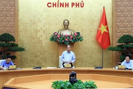越南政府总理阮春福主持召开重点经济区发展会议