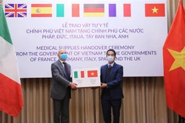 意大利外交部和内政部致信感谢越南支援意大利新冠肺炎疫情防控工作